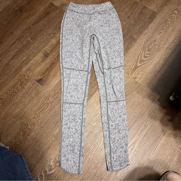Gymshark Fleur Textured Leggings - Picture 6 of 7